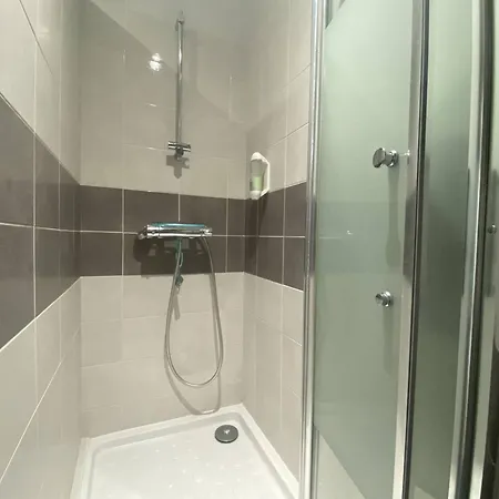 T2 2* Avec Terrasse & Jardinet - 400m - Fr-1-738-45 * Saint-Palais-sur-Mer